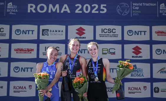 Franka auf dem Podest