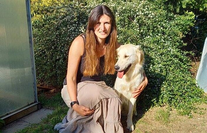 Frau hat erfolgreich mit Shakes abgenommen
